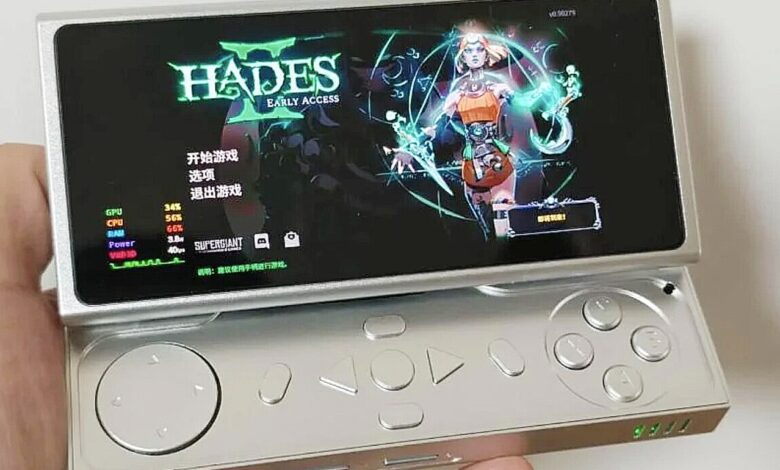 It’s no Steam Deck, but this gaming handheld looks like a retro Nokia cell phone